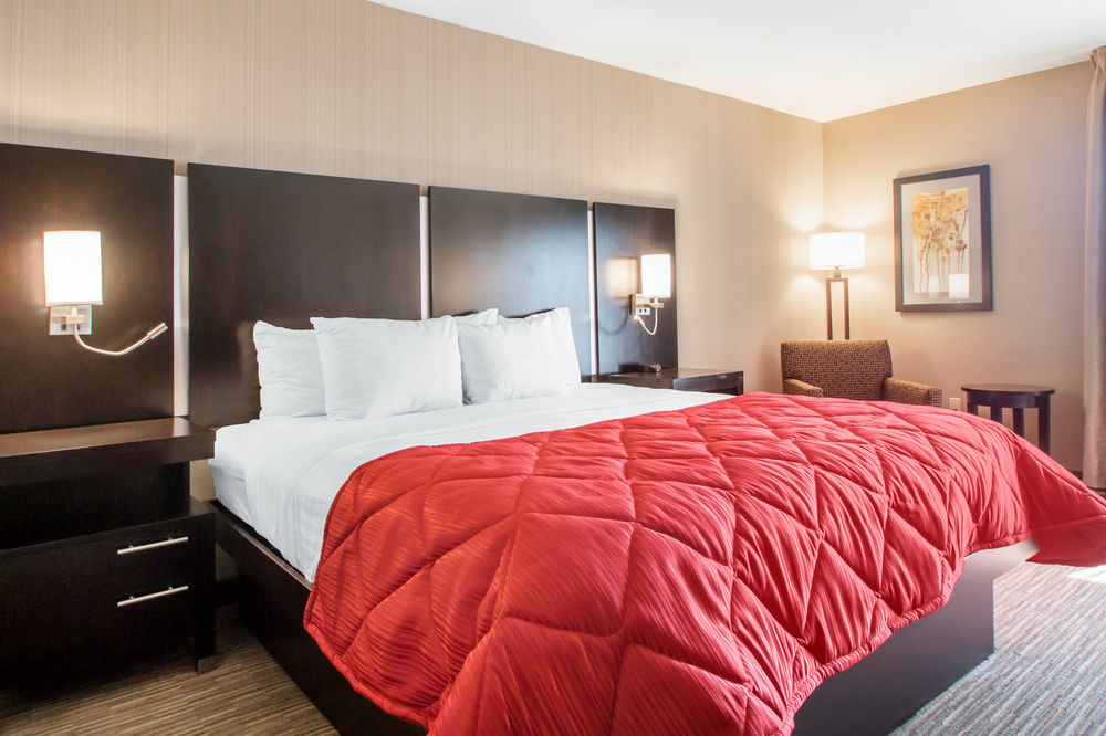ספרינגפילד Greenstay Inn & Suites Court View מראה חיצוני תמונה
