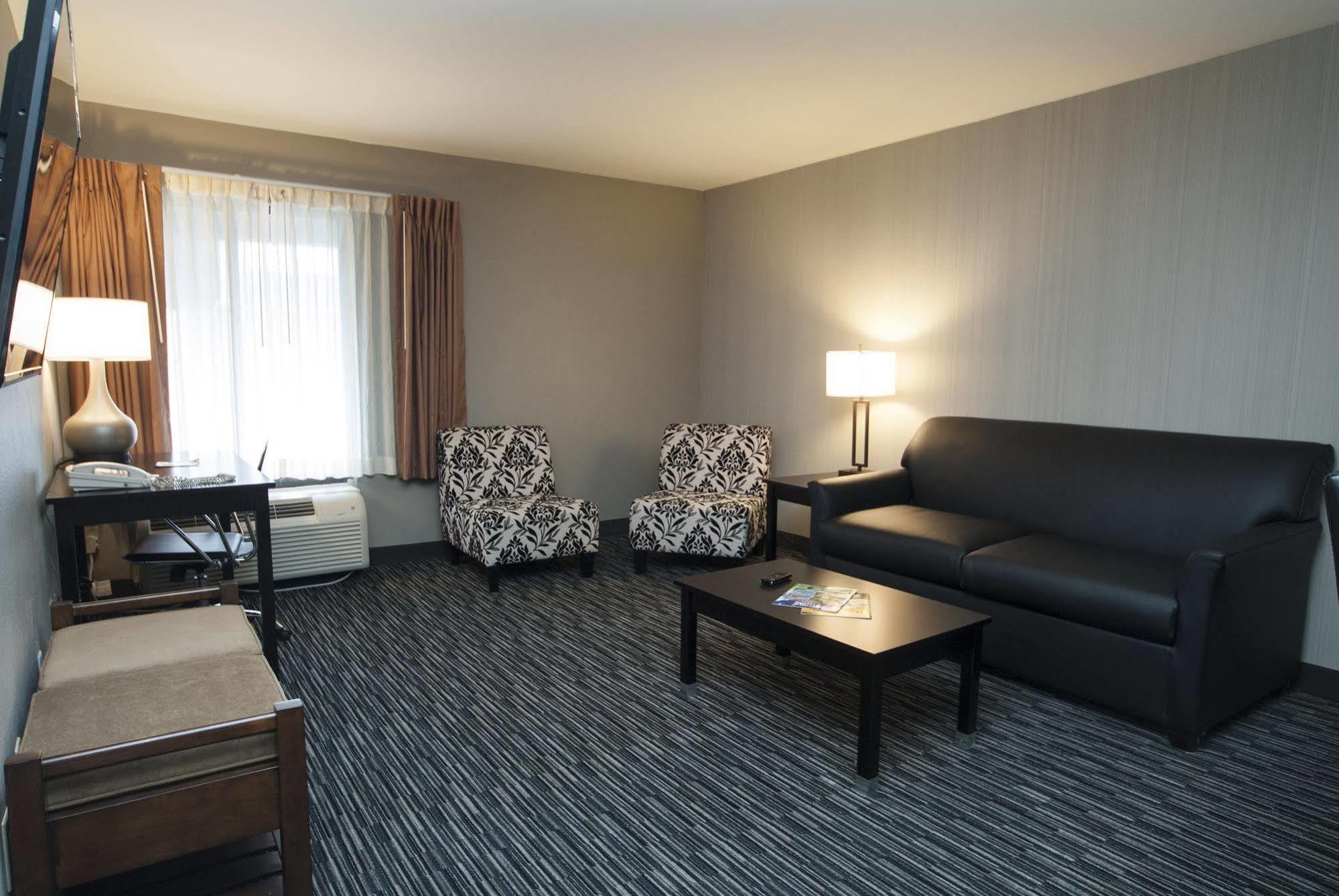 ספרינגפילד Greenstay Inn & Suites Court View מראה חיצוני תמונה