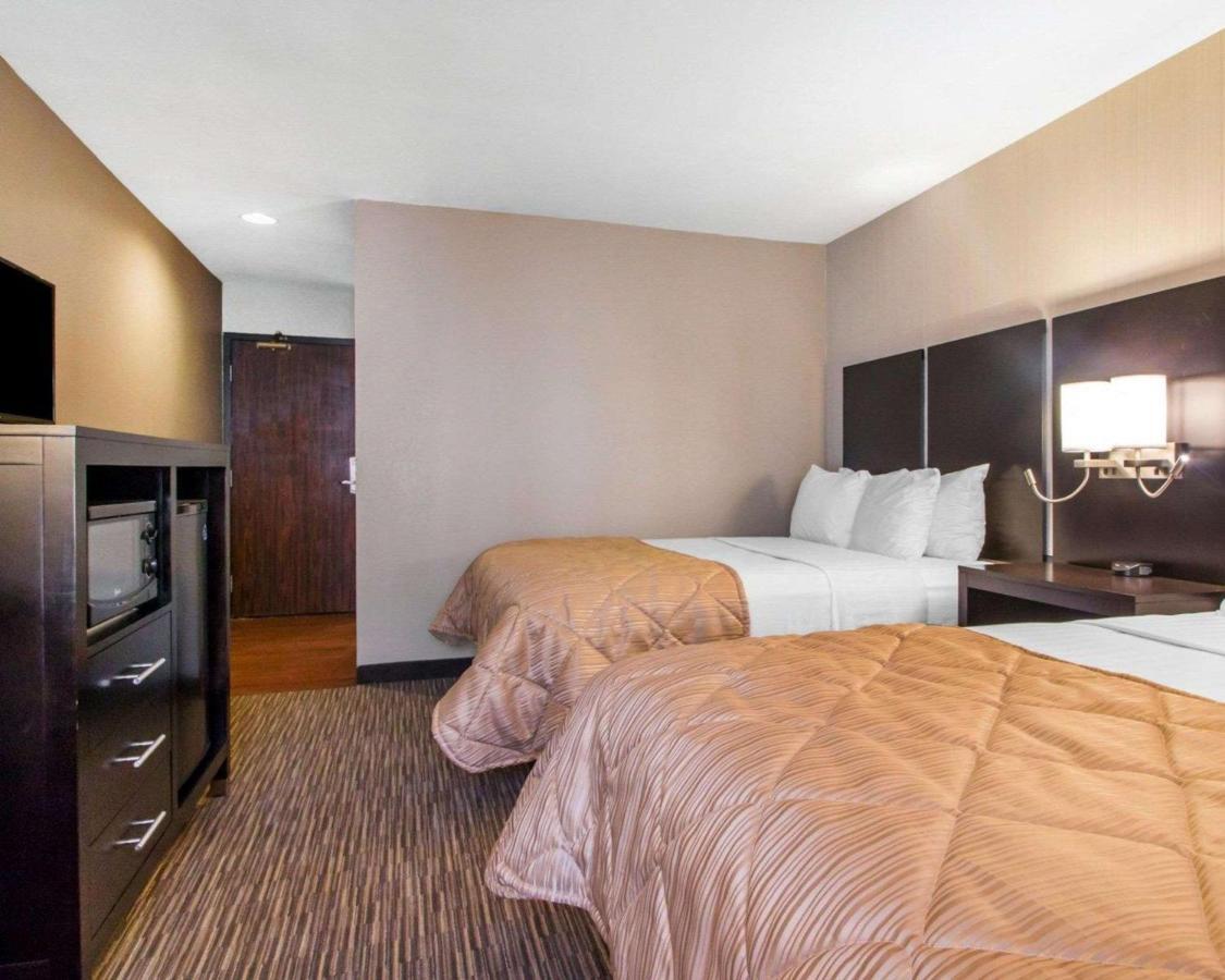 ספרינגפילד Greenstay Inn & Suites Court View מראה חיצוני תמונה