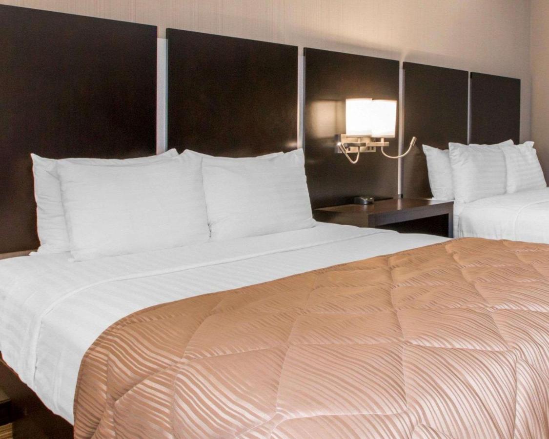 ספרינגפילד Greenstay Inn & Suites Court View מראה חיצוני תמונה