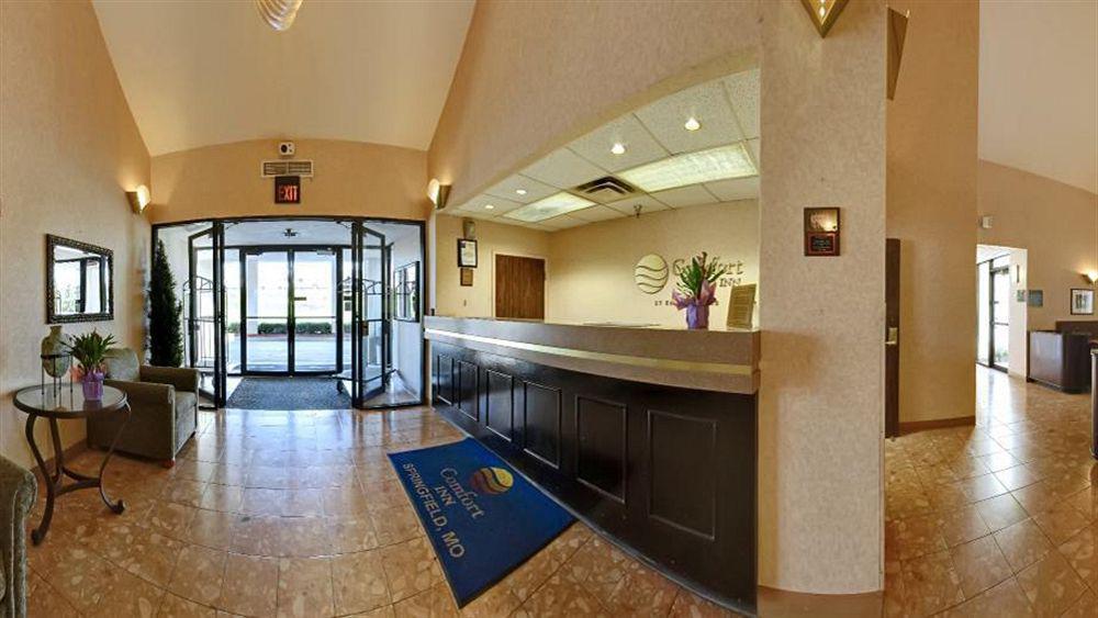 ספרינגפילד Greenstay Inn & Suites Court View מראה חיצוני תמונה